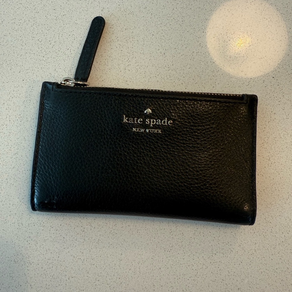 Kate Spade Slim Bifold Leather Wallet